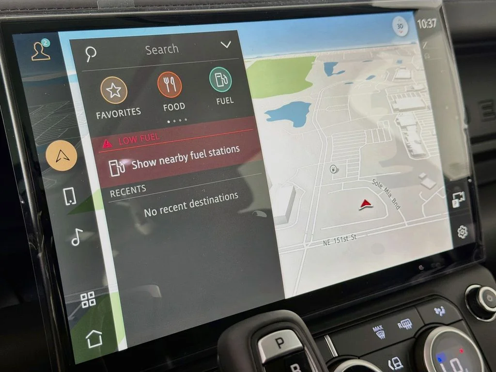 New 2026 Borasco Grey Land Rover X-Dynamic SE image 13