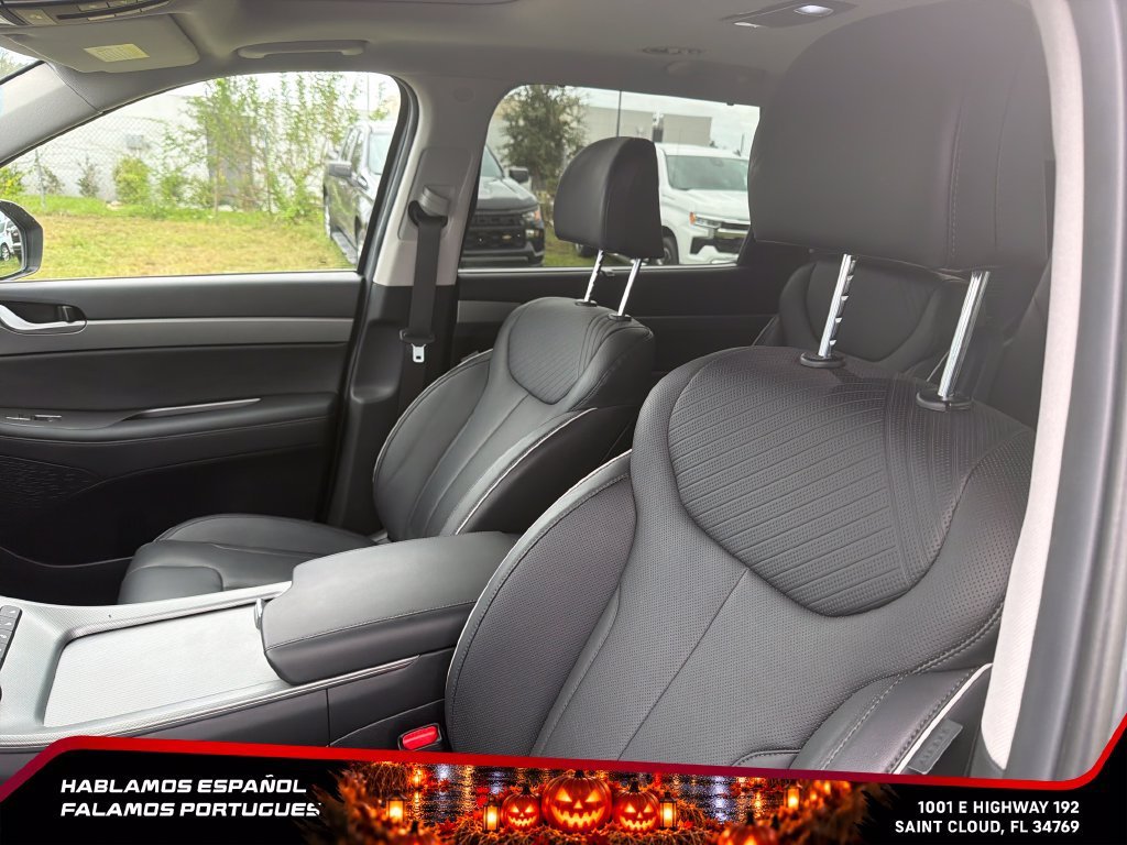 Used 2025 Gray Hyundai SEL Premium image 15