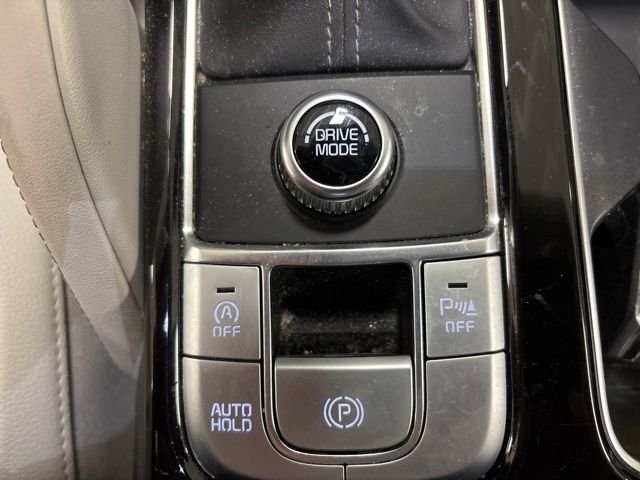 Used 2021 Purple Kia EX image 27