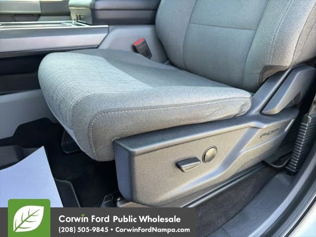Used 2022 Silver Ford XLT image 26