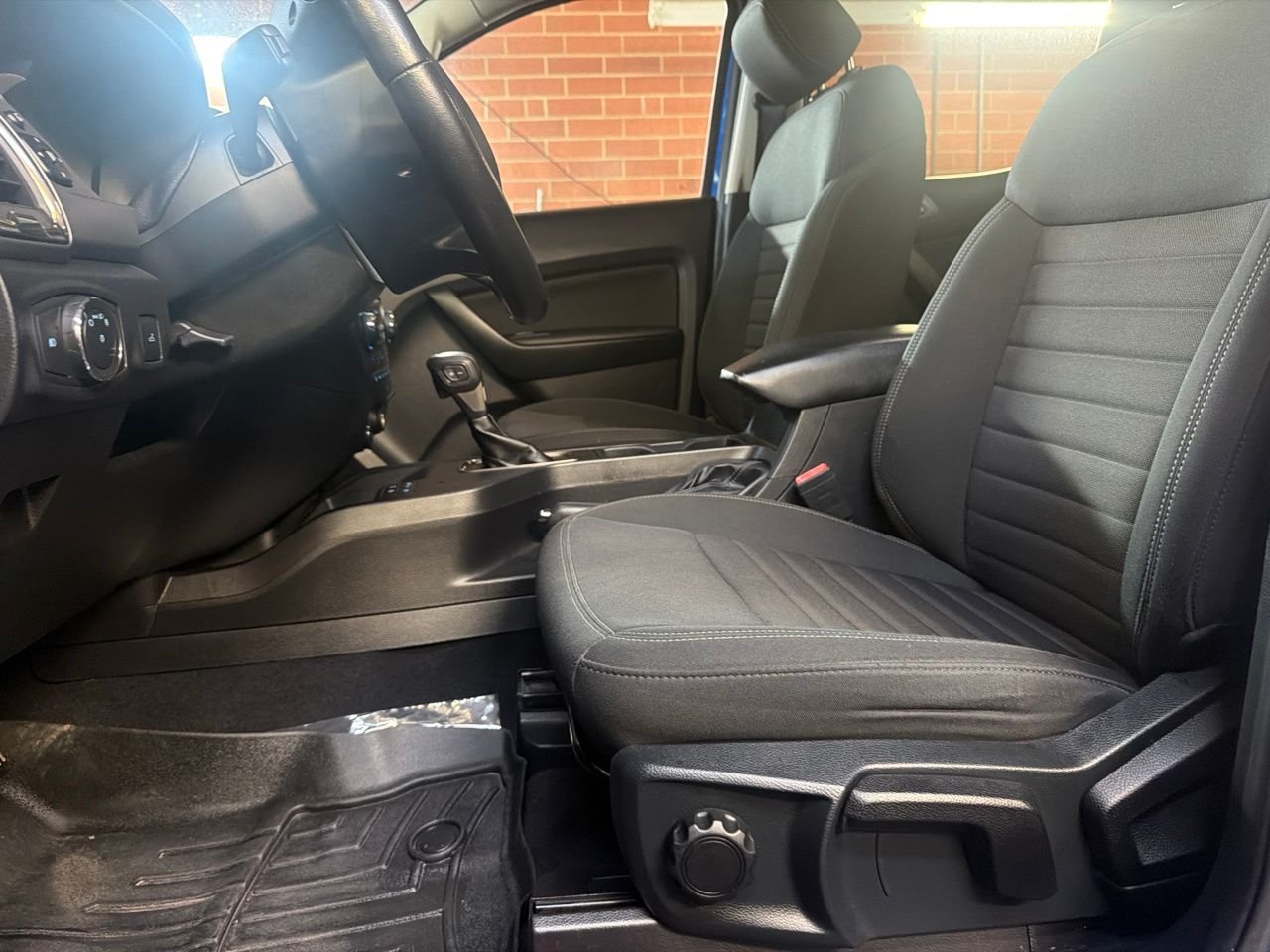Used 2020 Blue Ford XLT image 13