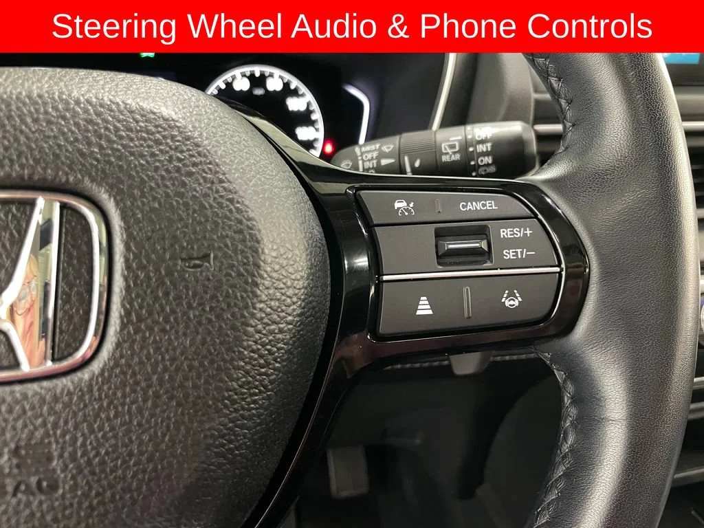 Used 2024 Black Honda Touring image 31