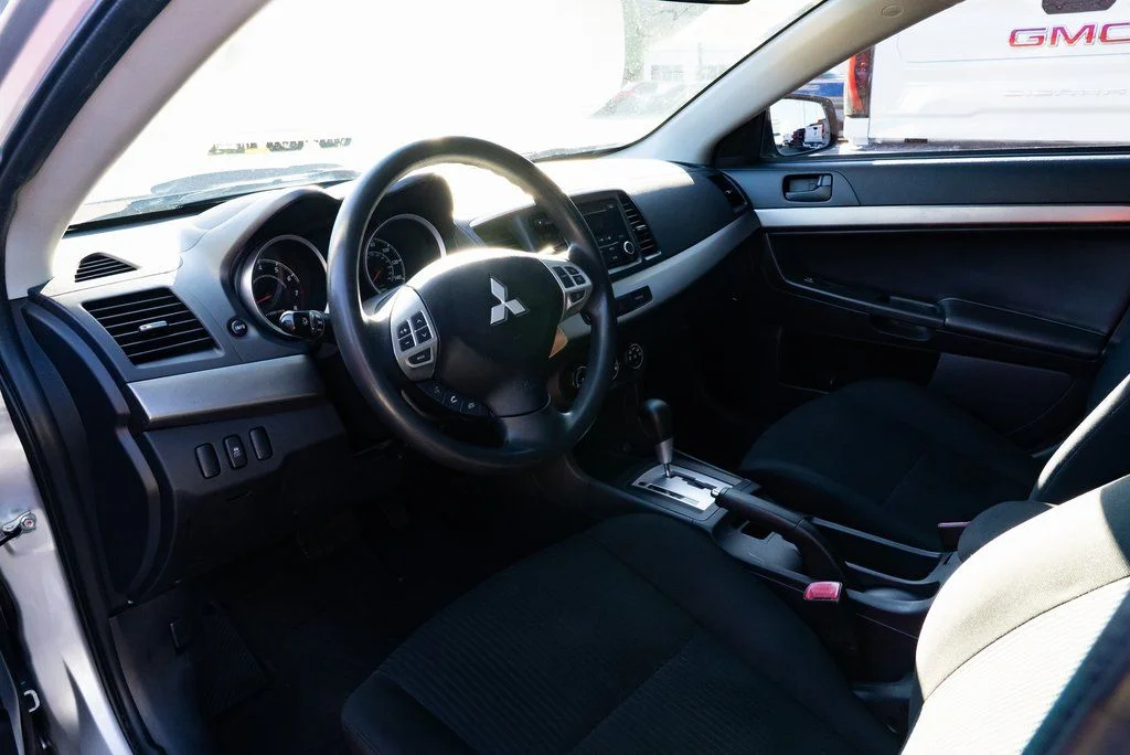Used 2014 Silver Mitsubishi ES image 16