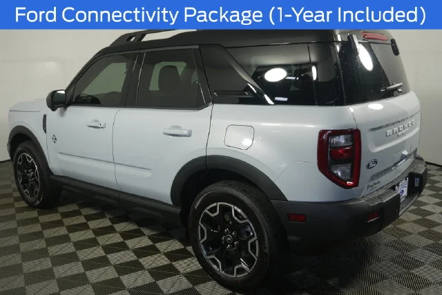 New 2026 Space White Metallic Ford Outer Banks® image 5