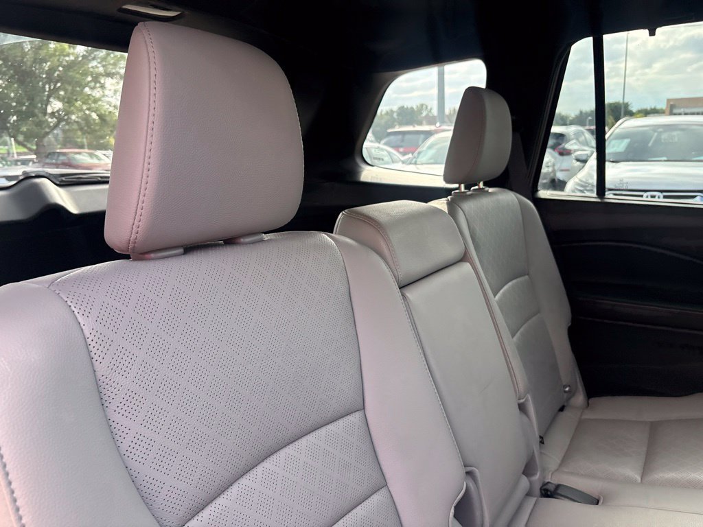 Used 2019 Gray Honda EX-L image 34