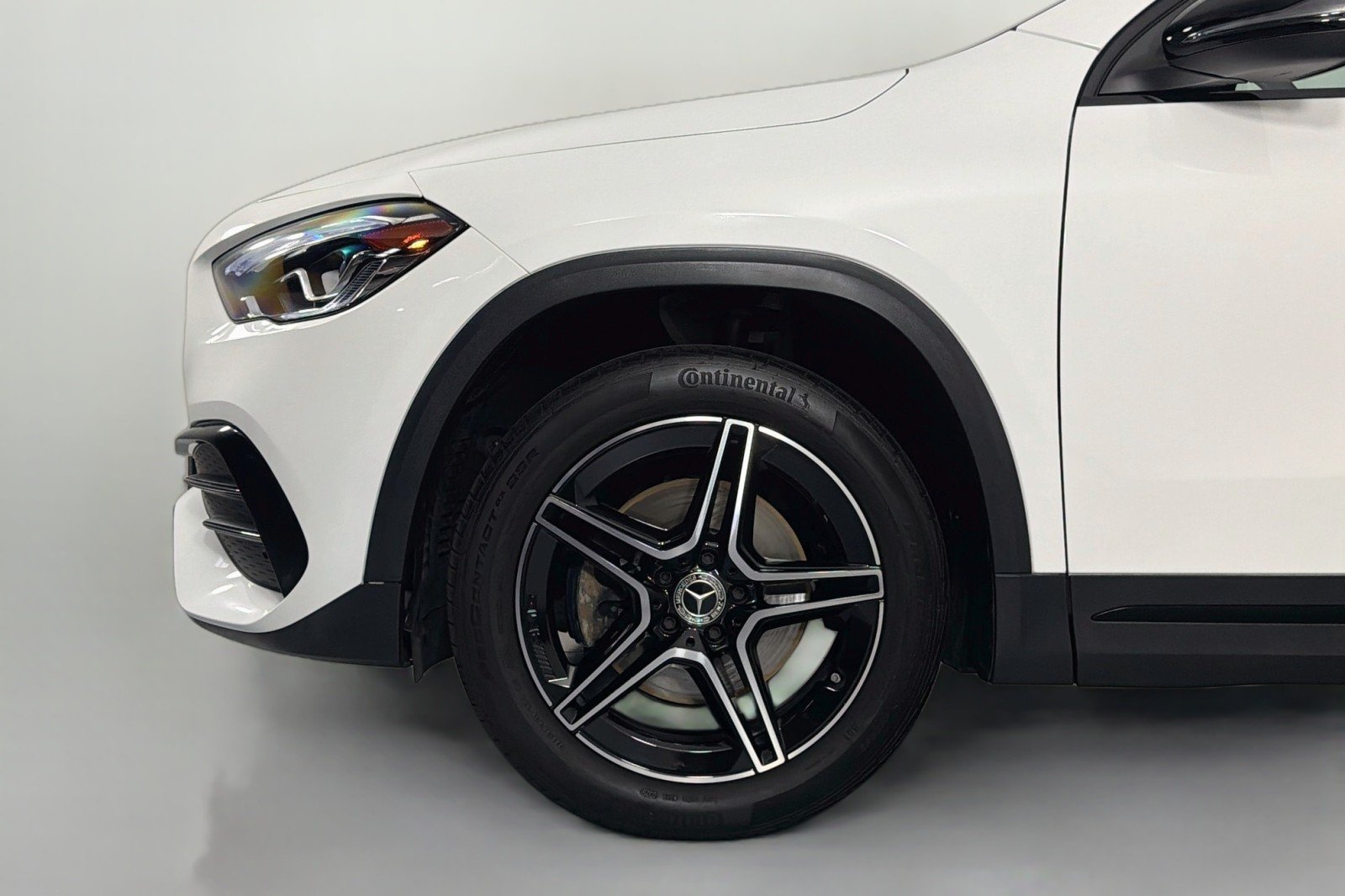 Used 2023 Polar White Mercedes-Benz 250 image 9
