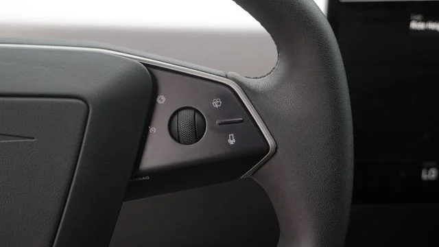 2024 Tesla Cybertruck Base - Photo 26