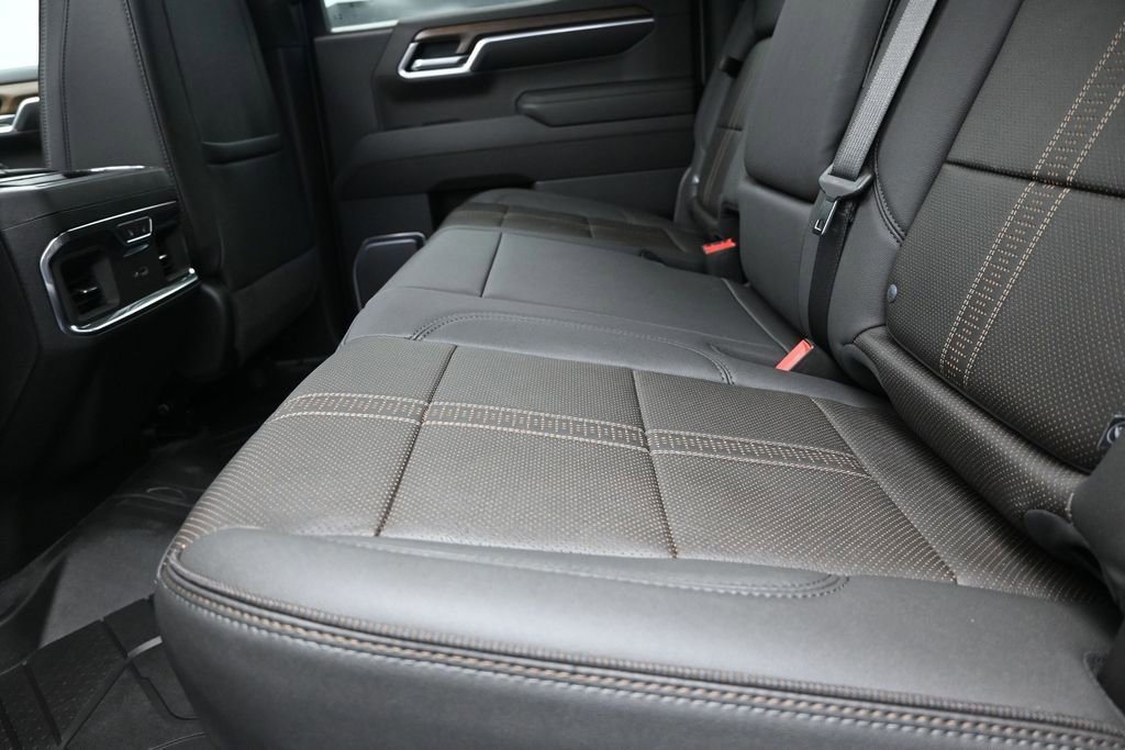 2026 Chevrolet Silverado 1500 High Country - Photo 16