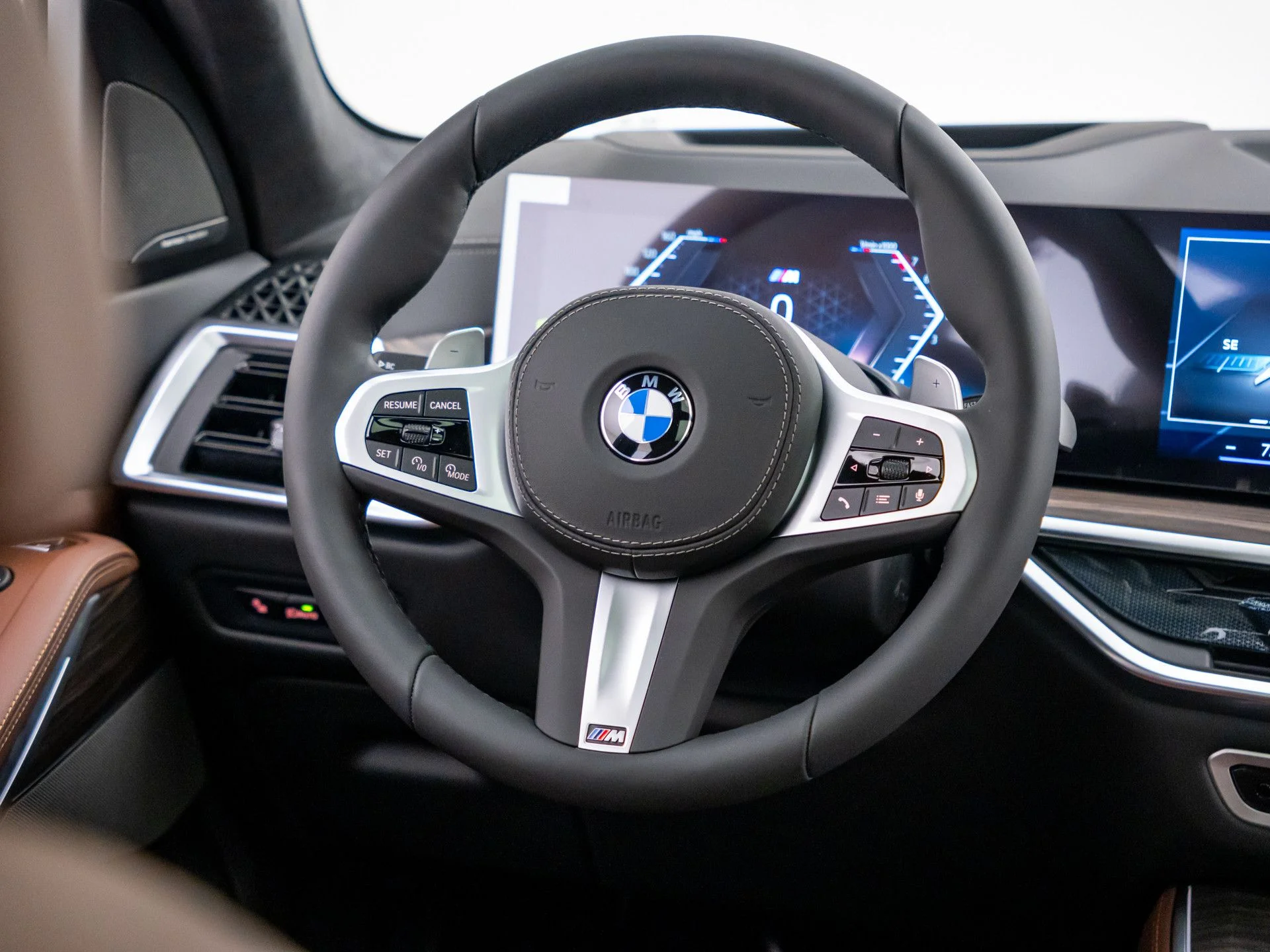 New 2026 Gray BMW xDrive40i image 10