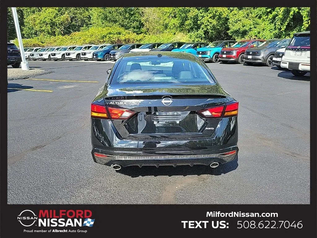 Certified Used 2025 Black Nissan 2.5 SV image 4