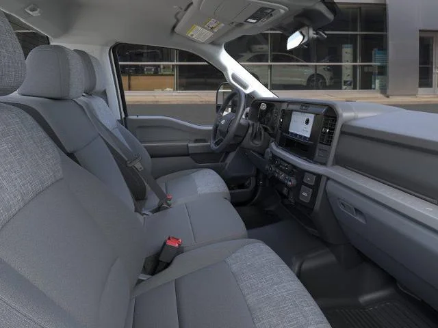 2025 Ford F-350 Super Duty XLT - Photo 35