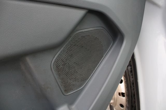 Used 2018 Oxford White Ford Base image 5