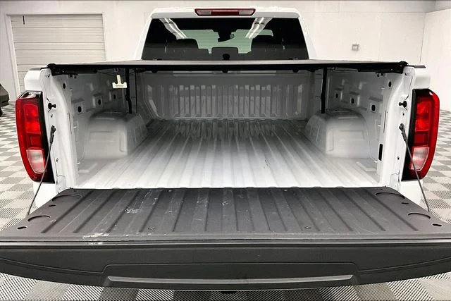 Used 2026 Summit White GMC Pro image 30