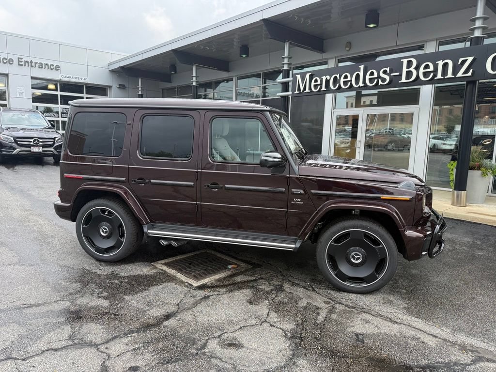 New 2027 MANUFAKTUR Rubellite Red Metallic Mercedes-Benz AMG® G 63 SUV image 14