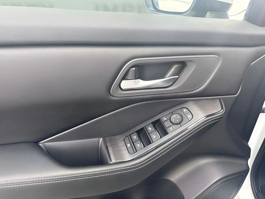 Used 2026 White Nissan SV image 21