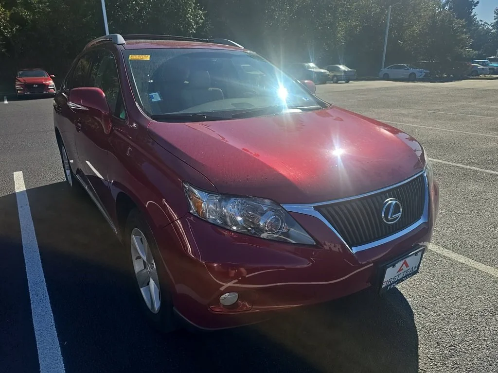 Used 2011 Red Lexus 350 image 3