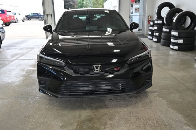 Used 2023  Honda Si image 2