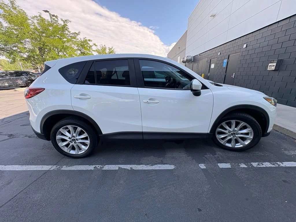 Used 2013 White Mazda Grand Touring image 3
