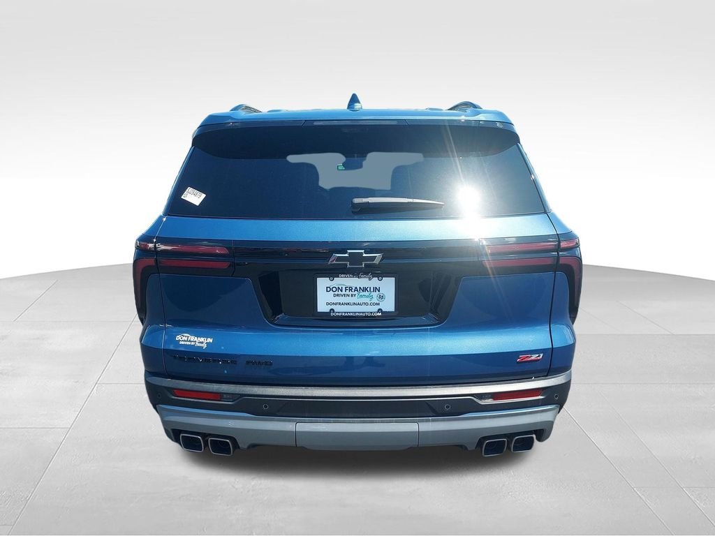 Used 2025 Blue Chevrolet Z71 image 4
