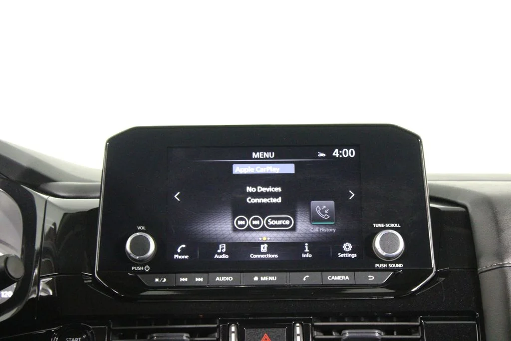 2025 Nissan Pathfinder SV - Photo 9