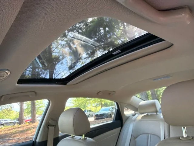 Used 2019 White Hyundai Limited image 21