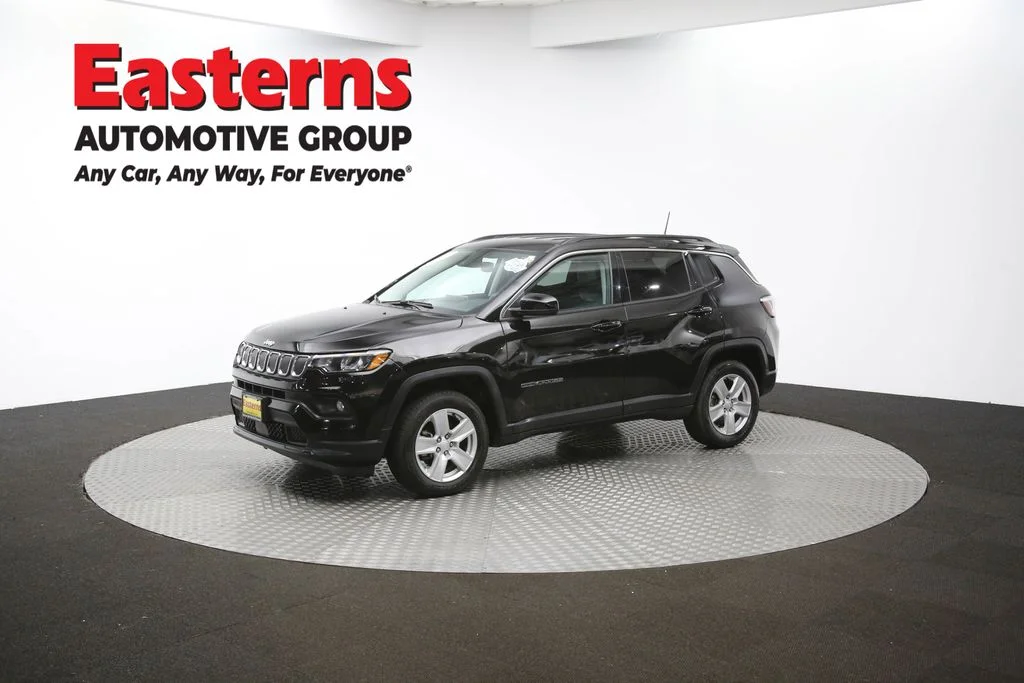 Used 2022 Black Jeep Latitude image 55
