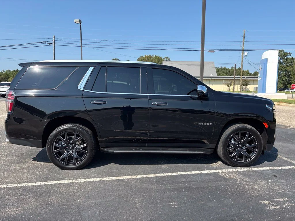 Used 2024 Black Chevrolet Premier image 6