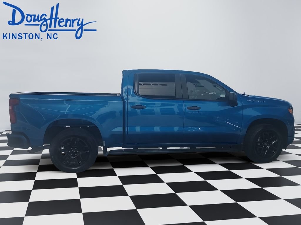 Used 2023 Blue Chevrolet Custom image 6