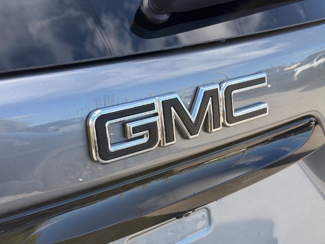 Used 2021 Gray GMC SLE image 14