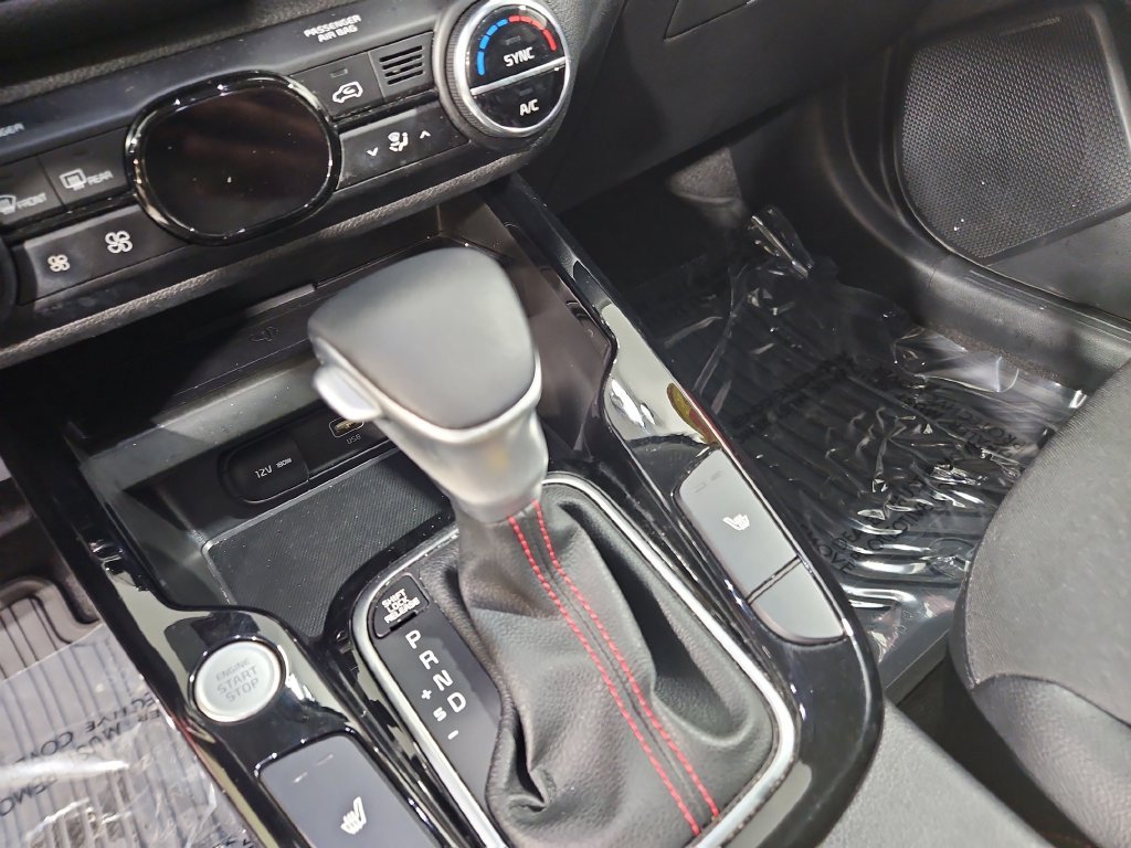 Used 2023 Black Kia GT-Line image 25