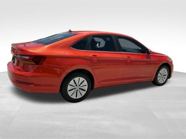 Used 2019 Orange Volkswagen 1.4T S image 4