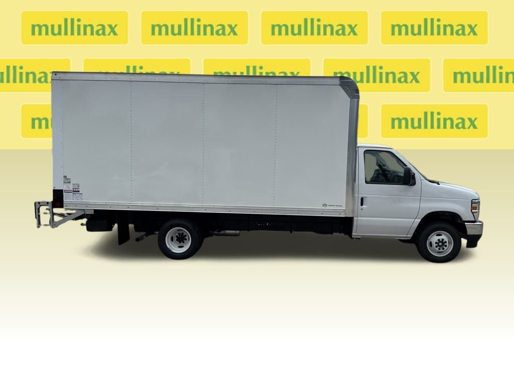 2026 Ford E-Series Cutaway Base - Photo 11