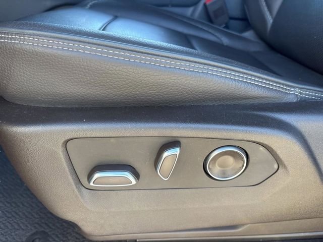 Used 2023 Beige GMC Denali image 22