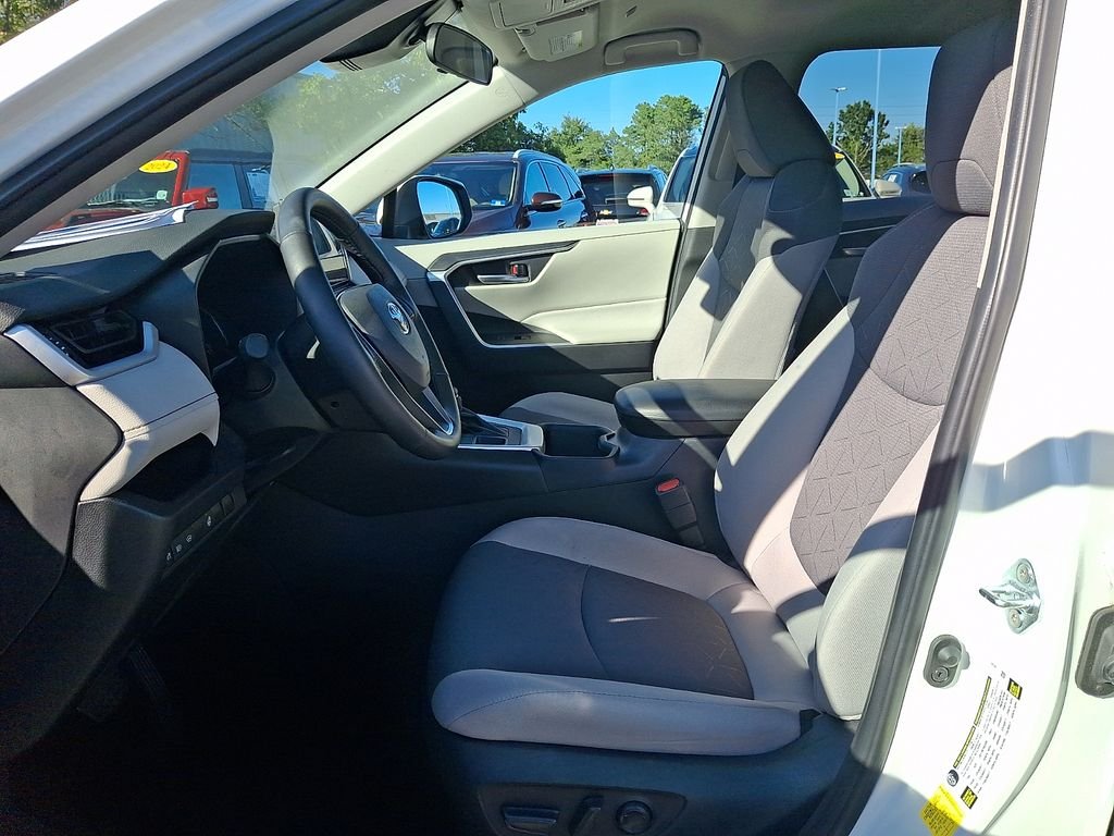 Used 2024 White Toyota XLE image 13