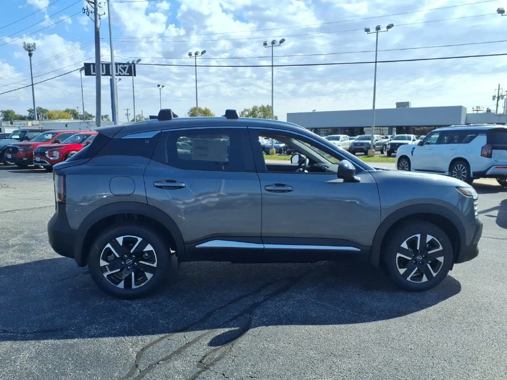 New 2027 Gun Metallic Nissan SV image 2