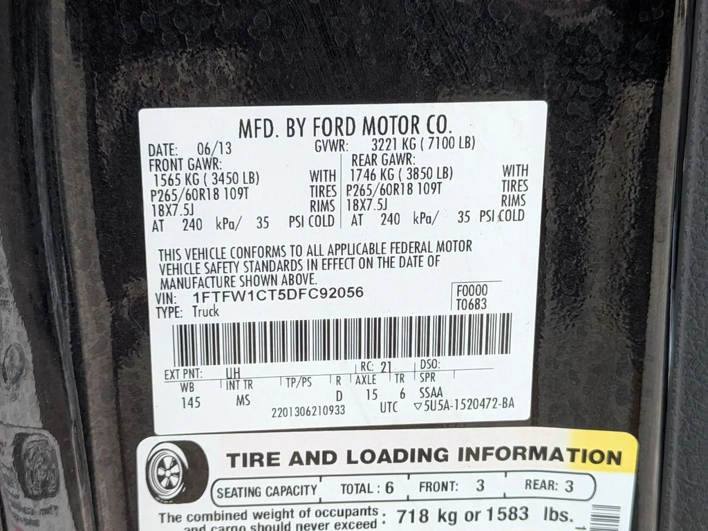 Used 2013 Black Ford XLT image 27