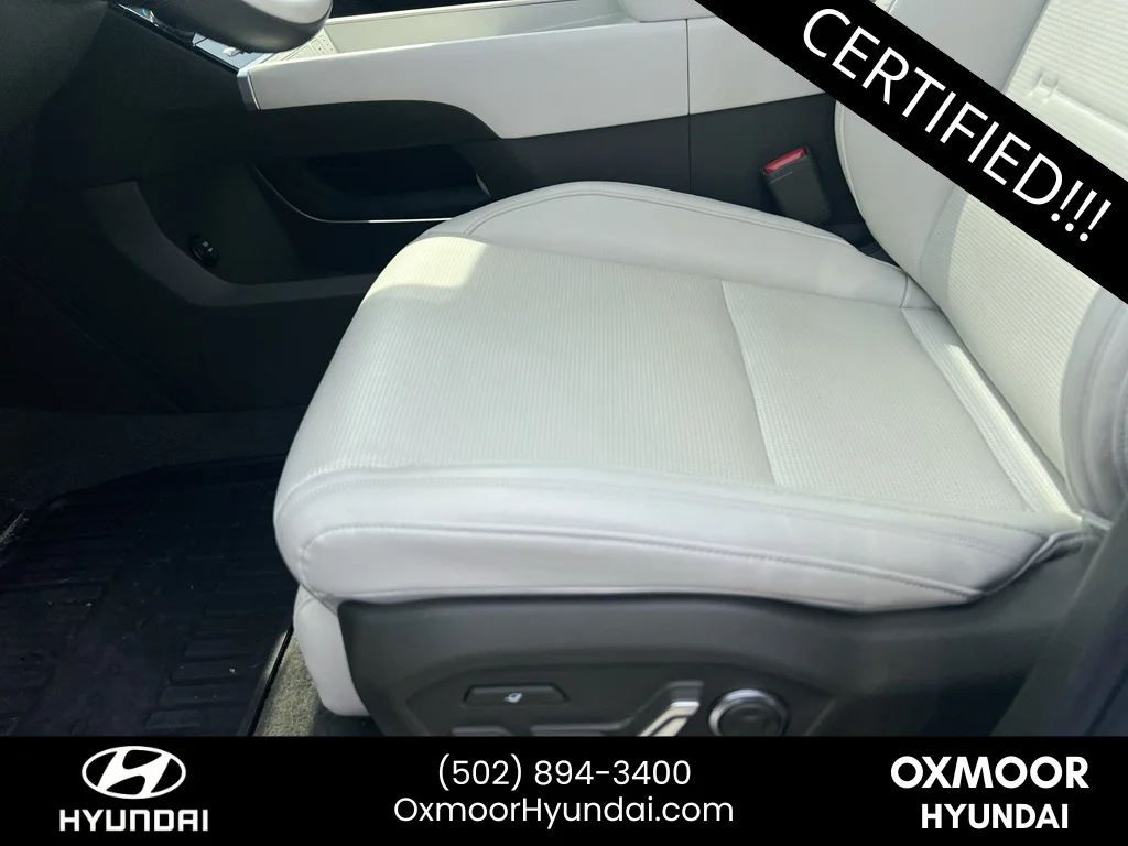 Used 2025 Serenity White Hyundai Calligraphy image 7