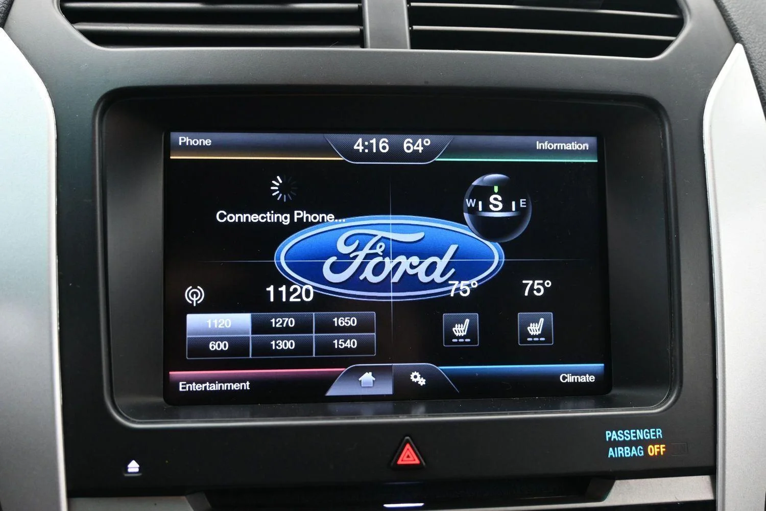Used 2015 Tuxedo Black Metallic Ford Limited image 26