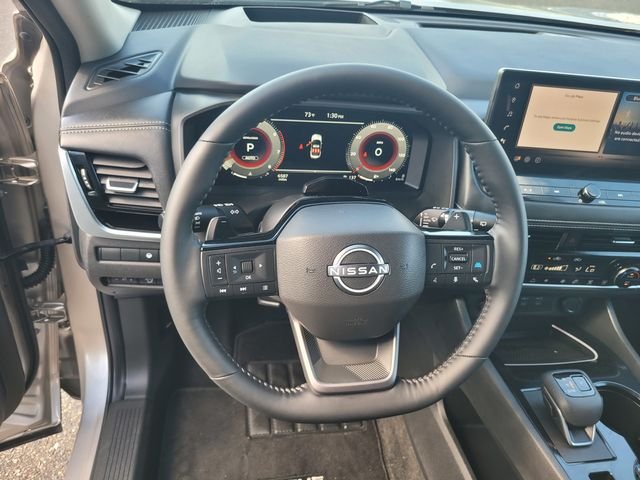 Used 2025 Gold Nissan SL image 30