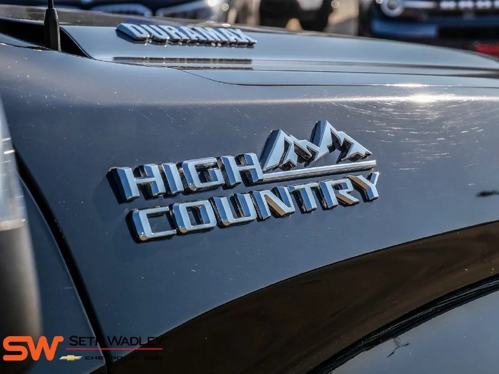 Used 2022 Black Chevrolet High Country image 10