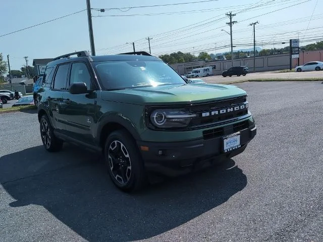 Certified Used 2024 Eruption Green Metallic Ford Outer Banks image 45