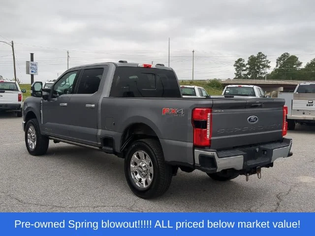 Used 2023 Gray Ford Lariat image 11