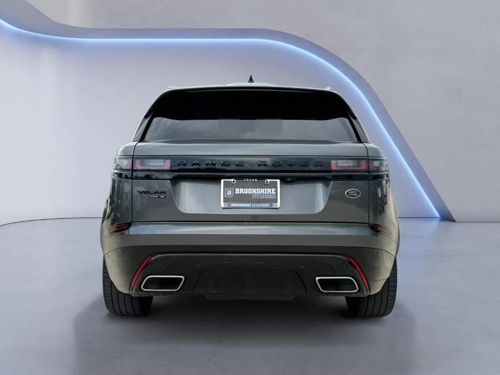 Used 2019 Corris Grey Metallic Land Rover R-Dynamic SE image 5