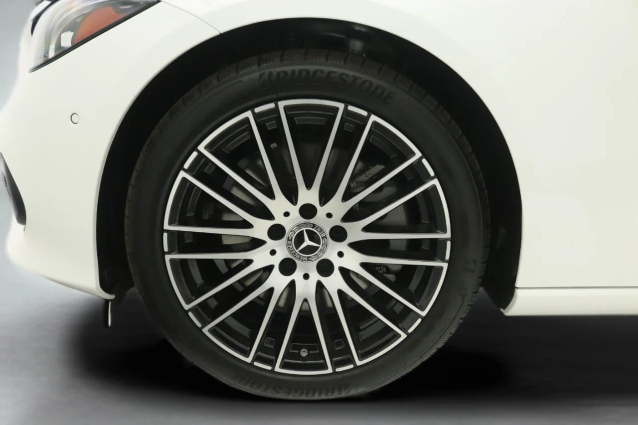 New 2026 Polar White Mercedes-Benz C 300 image 11