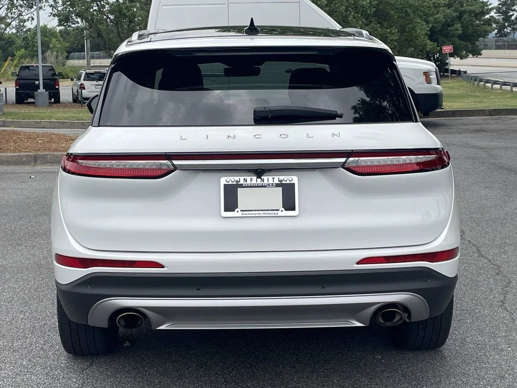 Used 2020 White Lincoln Reserve image 3