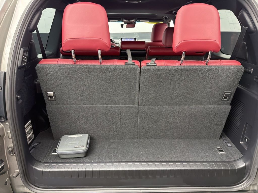 Certified Used 2022 ATOMIC SILVER Lexus 460 Luxury image 42
