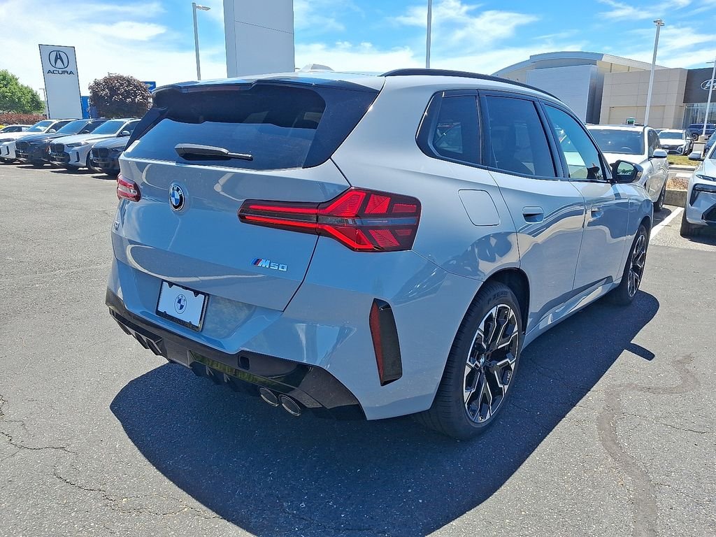 New 2026 Brooklyn Grey Metallic BMW M50 xDrive image 4
