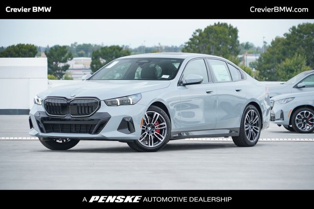2027|BMW|5 Series|530i xDrive|4D Sedan