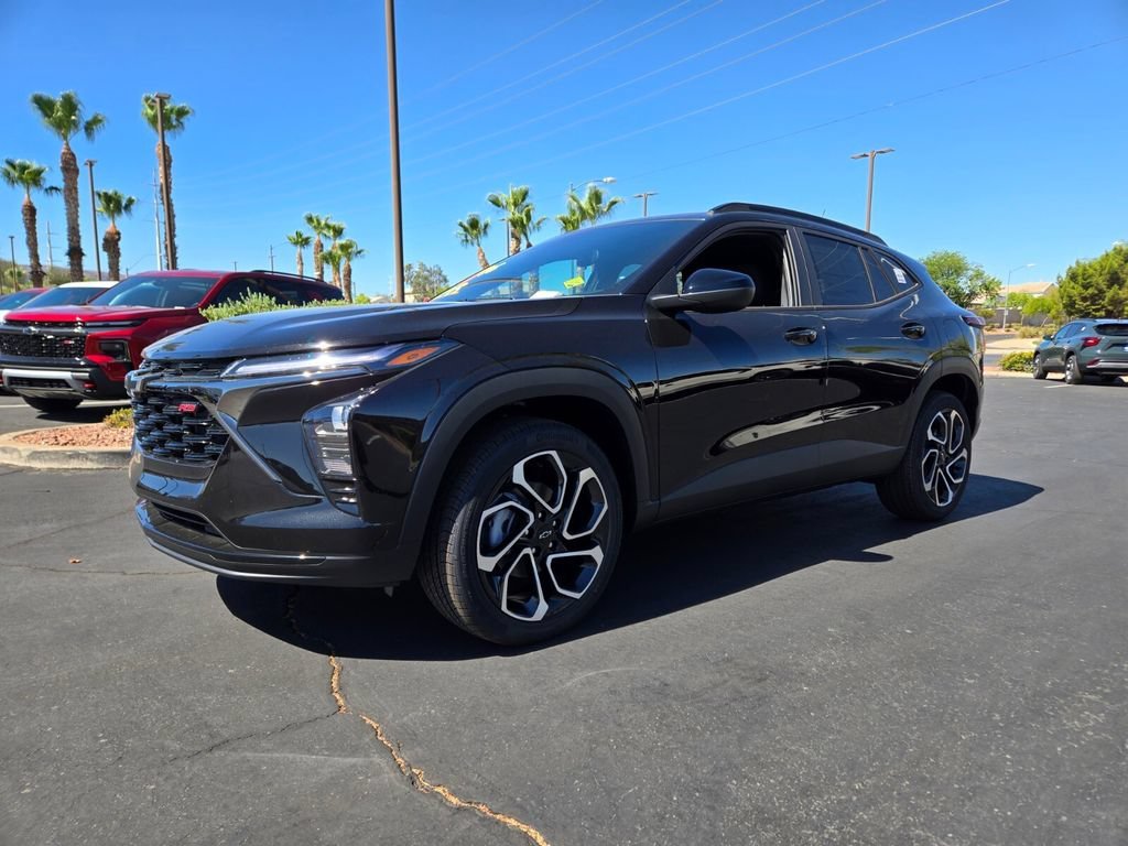 2026 Chevrolet Trax RS - Photo 2