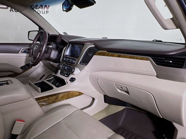 Used 2017 White Frost Tricoat GMC Denali image 44